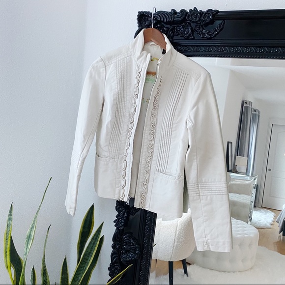 Big Chill Jackets & Blazers - Vintage | Women’s White Faux Leather Jacket